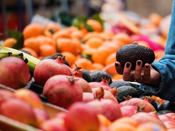 Laut den Expertgen gibt es bei Obst- und Gemüsebauern "einige Unruhen im Marktgeschehen".