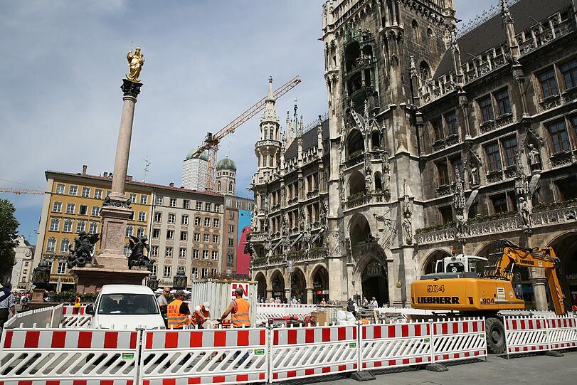 Morsche Pflaster: Am Marienplatz und in der Fußgängerzone wird der Belag erneuert.