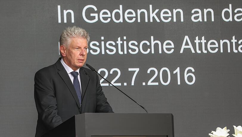 Rassismus und Hass seien klar die Motive der Tat, so OB Dieter Reiter ...