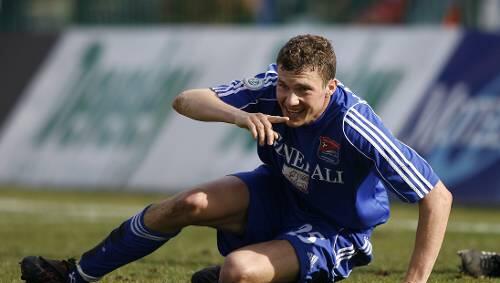 nach seinem Innebandris wieder fit: Hachings Oliver Fink. nach seinem Innebandris wieder fit: Hachings Oliver Fink.
