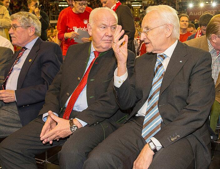 Bilder von der Jahreshauptversammlung des FC Bayern...