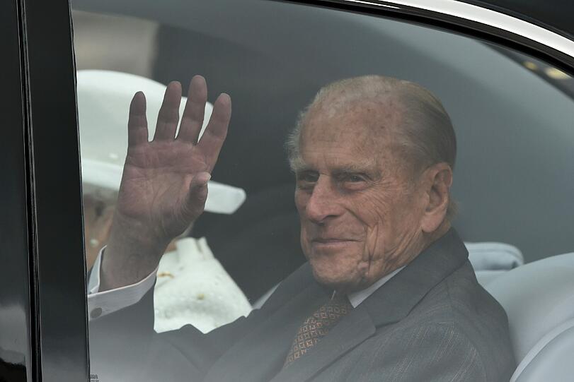 Am Mittwochmorgen hat die Queen zusammen mit Ehemann Prinz Philip das Hotel Adlon verlassen