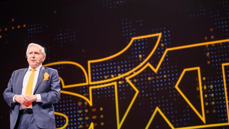 Stellt für 2019 einen deutlichen Umsatzanstieg und ein stabiles Ergebnis vor Steuern in Aussicht: Vorstandschef Erich Sixt. Stellt für 2019 einen deutlichen Umsatzanstieg und ein stabiles Ergebnis vor Steuern in Aussicht: Vorstandschef Erich Sixt.