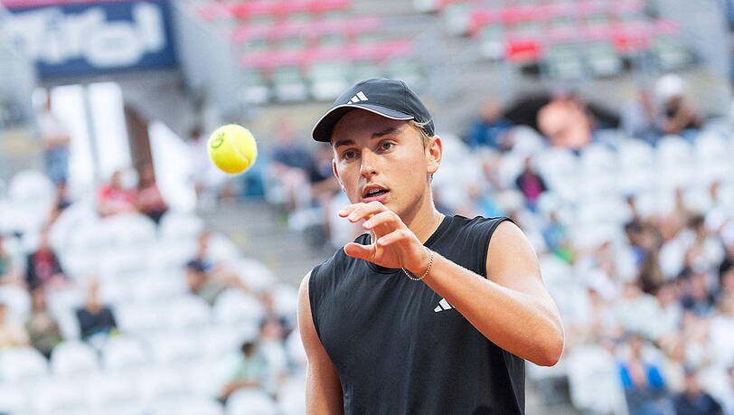 New York – die Stadt, die niemals schläft! Und in der Justin Engel womöglich vor lauter Aufregung auch kein Auge zubekommen wird. Der 17-Jährige spielt erstmals in seiner jungen Karriere die Qualifikation für die US Open