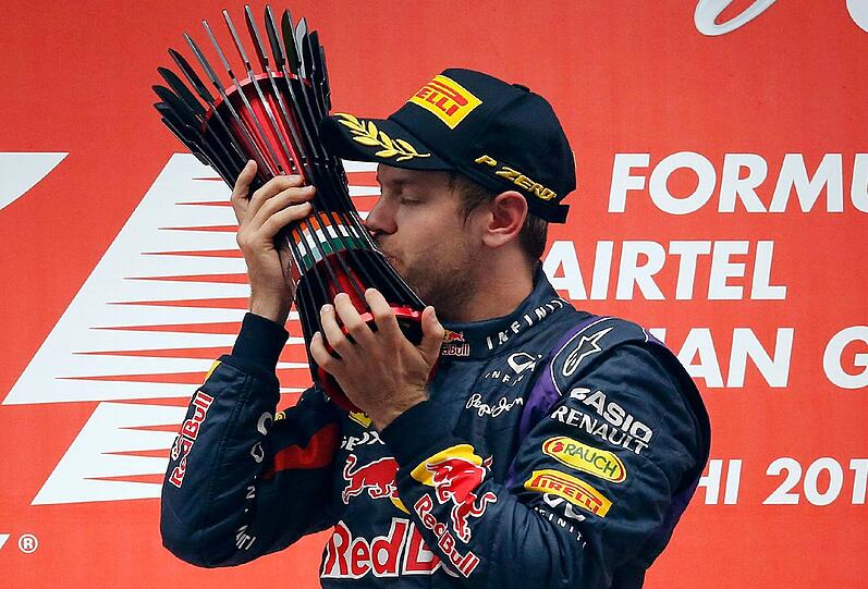FORMEL 1 - WM-LÄUFE (19 Rennen):

16. März: Großer Preis von Australien/Melbourne

30. März: Großer Preis von Malaysia/Sepang

06. April: Großer Preis von Bahrain/Manama

20. April: Großer Preis von China/Shanghai

11. Mai: Großer Preis von Spanien/Barcelona

25. Mai: Großer Preis von Monaco/Monte Carlo

08. Juni: Großer Preis von Kanada/Montreal

22. Juni: Großer Preis von Österreich/Spielberg

06. Juli: Großer Preis von Großbritannien/Silverstone

20. Juli: Großer Preis von Deutschland/Hockenheimring

27. Juli: Großer Preis von Ungarn/Budapest

24. August: Großer Preis von Belgien/Spa

7. September: Großer Preis von Italien/Monza

21. September: Großer Preis von Singapur

5. Oktober: Großer Preis von Japan/Suzuka

12. Oktober: Großer Preis von Russland/Sotschi

2. November: Großer Preis der USA/Austin

9. November: Großer Preis von Brasilien/Sao Paulo

23. November: Großer Preis von Abu Dhabi/Yas Marina