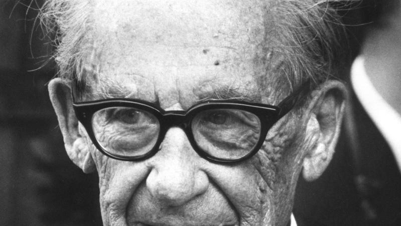 Walter Gropius gründete das Bauhaus vor 100 Jahren. Walter Gropius gründete das Bauhaus vor 100 Jahren.
