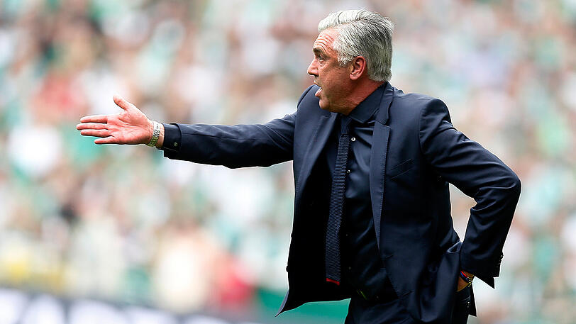 "Wir haben eine Stunde lang Probleme gehabt, die nötigen Freiräume zu finden", sagte Bayern-Trainer Carlo Ancelotti nach dem Spiel in Bremen.