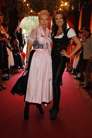 Regine Sixt's Damenwiesn: Die Münchner Lady-Elite trifft sich im Hippdrom. Die Bilder