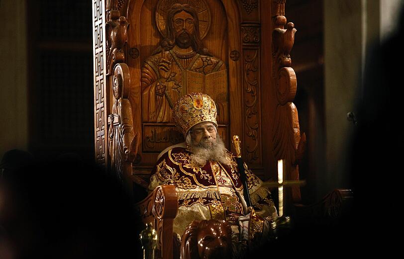 Die größte christliche Gemeinde im Nahen Osten hat ihr Oberhaupt verloren. Papst Schenuda III. starb am Samstag im Alter von 88 Jahren. Ägyptens Kopten nehmen Abschied von ihrem Patriarchen.