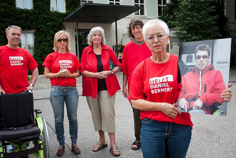 Eine Woche lang streikte Claudia Bernert für ohren Sohn. Jetzt hat sie den Protest abgebrochen.