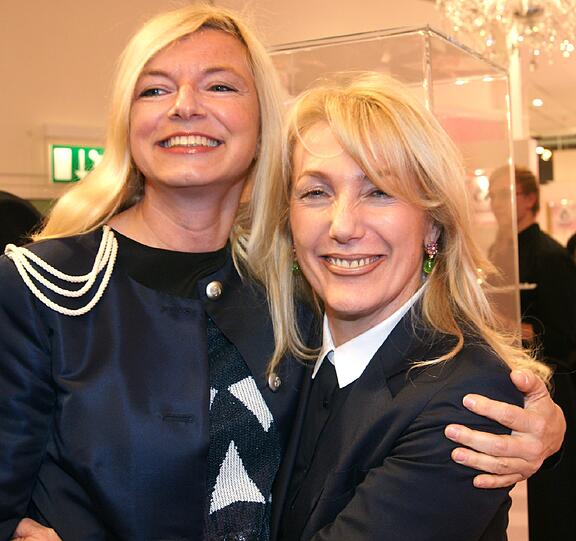 Michaela Merten und Waltraut von Mengden bei "Prix de Beauté" im Oberpollinger.
