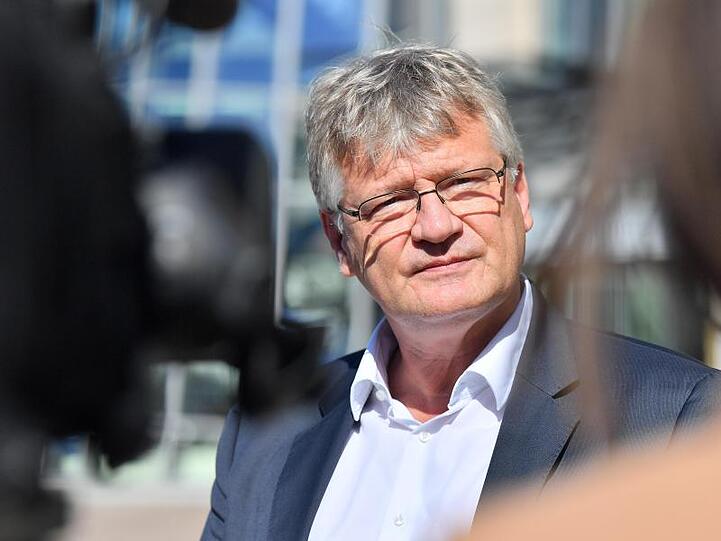 Der Bundessprecher der AfD Jörg Meuthen vor Beginn einer AfD-Bundesvorstandssitzung.
