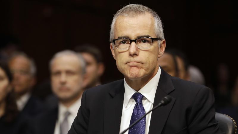 Der ehemalige stellvertretende FBI-Direktor Andrew McCabe war im März 2018 von US-Justizminister Jeff Sessions gefeuert worden, keine 48 Stunden, bevor er sowieso in Pension gegangen wäre. Der ehemalige stellvertretende FBI-Direktor Andrew McCabe war im März 2018 von US-Justizminister Jeff Sessions gefeuert worden, keine 48 Stunden, bevor er sowieso in Pension gegangen wäre.