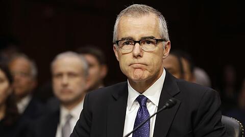 Der ehemalige stellvertretende FBI-Direktor Andrew McCabe war im März 2018 von US-Justizminister Jeff Sessions gefeuert worden, keine 48 Stunden, bevor er sowieso in Pension gegangen wäre.