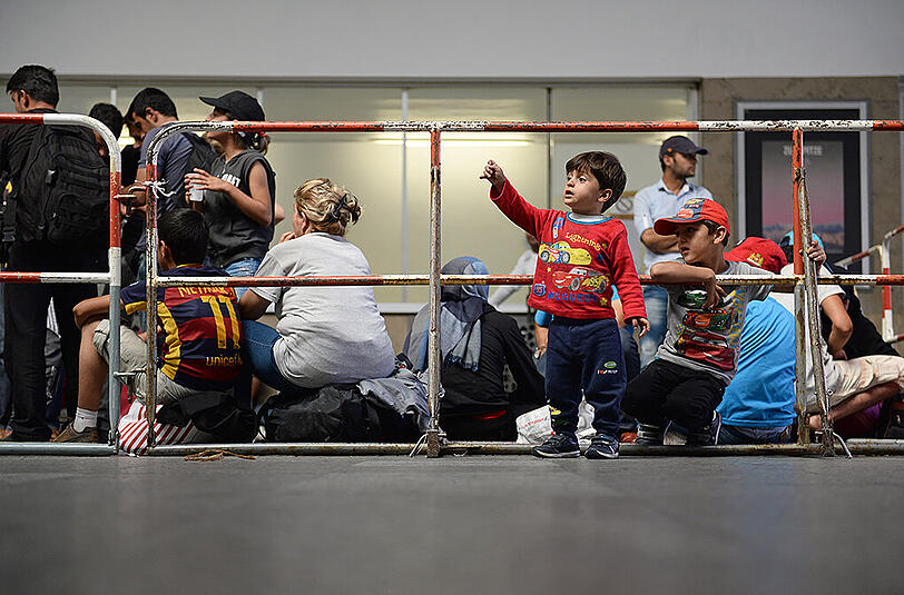 Die ersten Flüchtlinge sind am Münchner Hauptbahnhof eingetroffen.