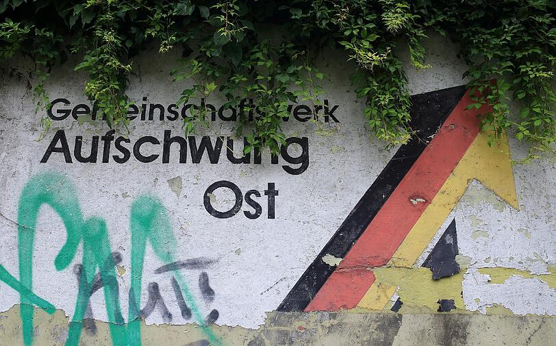 Schallschutzwand in Magdeburg. Foto: Jens Wolf/Illustration