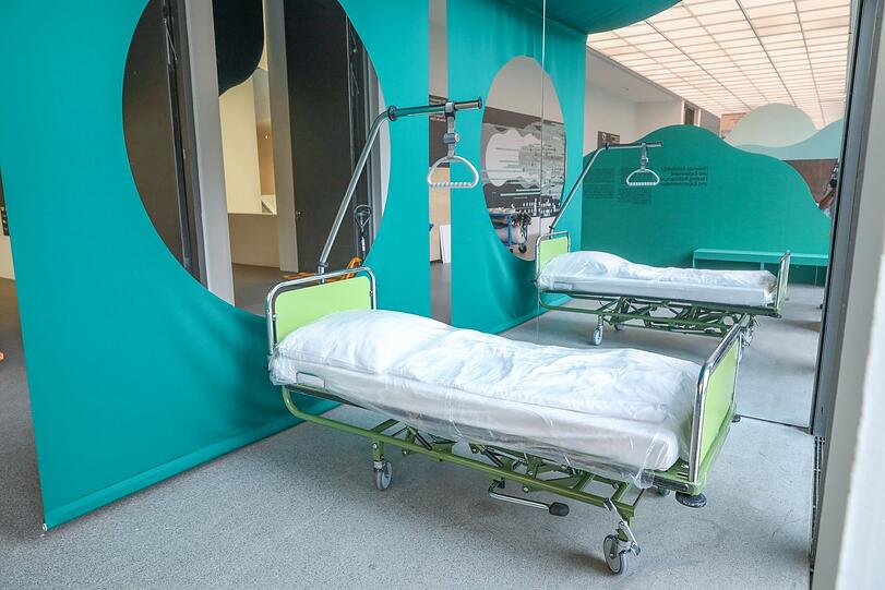 In Deutschland sind Mehrbettzimmer der Standard. Doch das ist nachweislich schlecht für den Heilungsprozess.