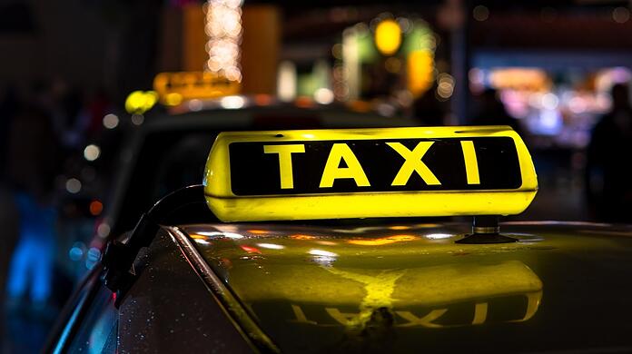 Nachts Taxi fahren in München: Frauen werden von der Stadt unterstützt.