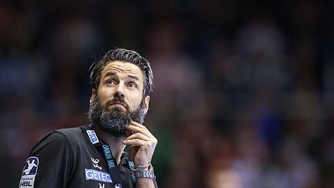 Hofft auf einen gelungenen Re-Start nach der EM-Pause: Magdeburgs Trainer Bennet Wiegert. (Archivbild)