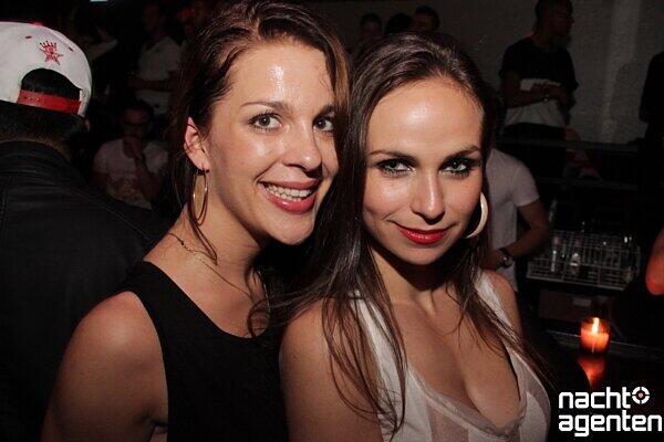 Am Pfingstsonntag war im P1 "Blackout summer Madness angesagt". Mehr Bilder finden Sie unter: www.nachtagenten.de