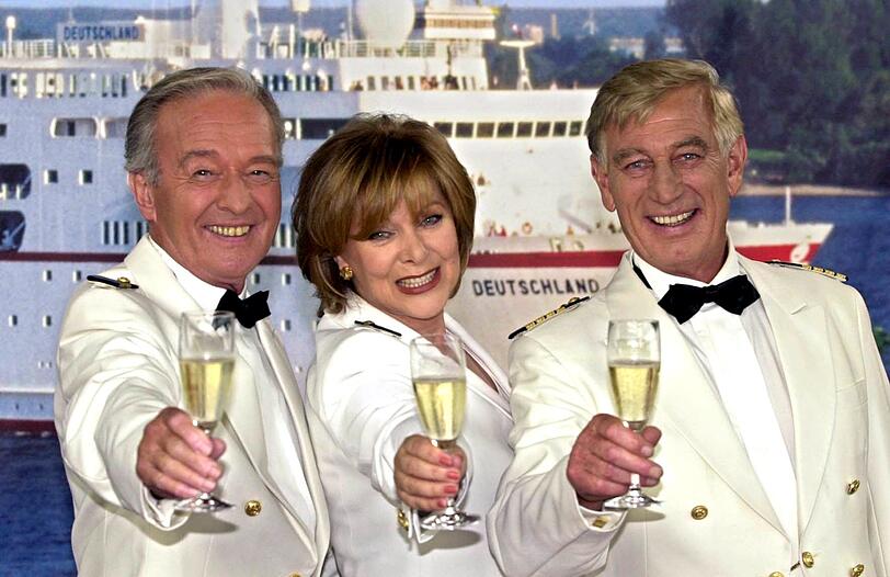 &bdquo;Traumschiff&ldquo;: Siegfried Rauch mit Heide Keller und Horst Naumann (links). Bis 2013 ist Rauch hier der Kapitän gewesen.