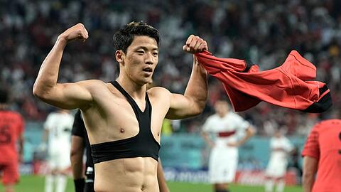 Matchwinner Hwang Heechan ebnete den Weg für Südkoreas Achtelfinal-Einzug.