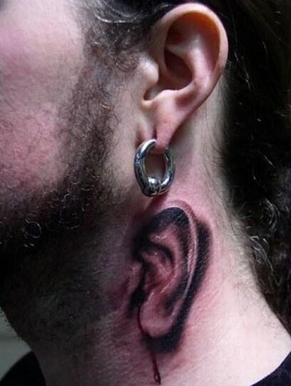 Über Geschmack lässt sich bekanntlich streiten... Die witzigsten Horror-Tattoos in der Bilderstrecke.