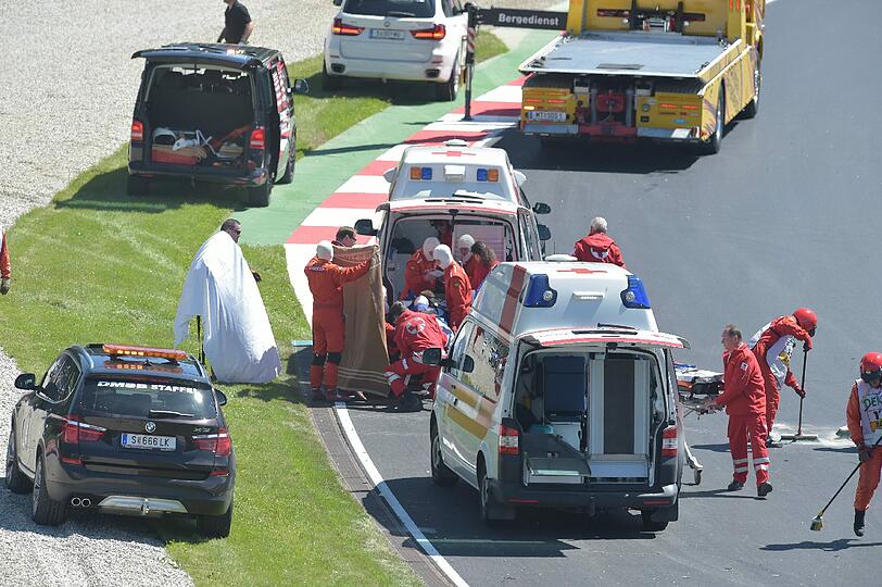 Mit schwersten Verletzungen kam der chinesische Rennfahrer ins Krankenhaus.