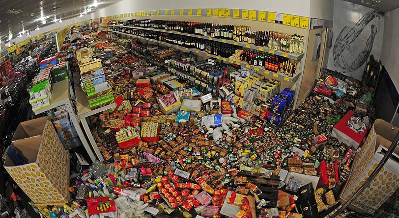 Chaos in einem Aldi in München: Der Discounter wurde völlig verwüstet