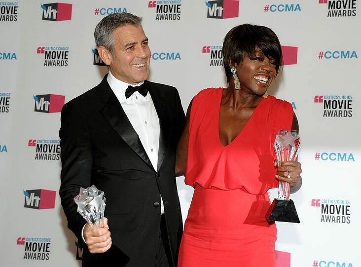 Auch diese beiden wurden bei der Verleihung ausgezeichnet: George Clooney und Olivia Davis...