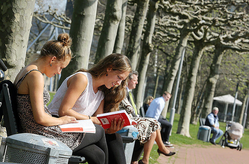 Noch können sich die Münchner über warme Temperaturen freuen. Ab Freitag sollen die Werte dann auf den April-Normalzustand zurückgehen.