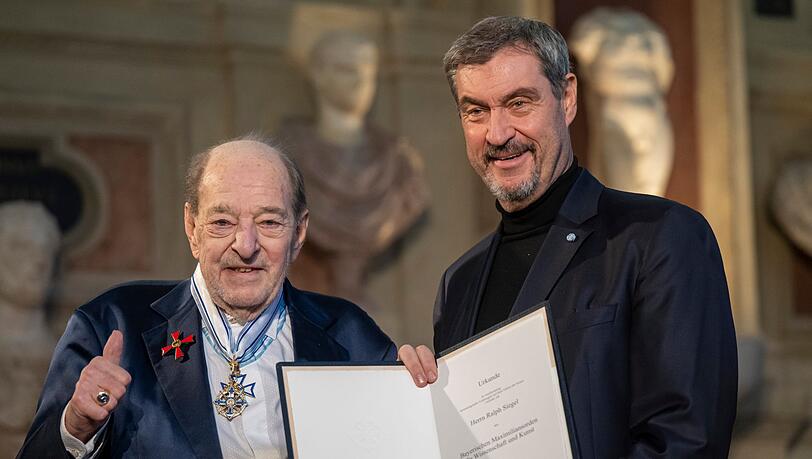 Der Komponist Ralph Siegel erhält den Bayerischen Maximiliansorden.