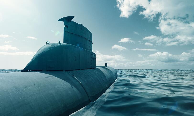 Sie tauchen zu Elternsprechtagen oft nicht auf, sind für Lehrer kaum erreichbar und brauchen oft eine Extra-Einladung, um Unterschriften oder Zahlungen abzuliefern. U-Boot-Eltern entziehen sich der elterlichen Mitwirkung, sei es aus Überforderung, Zeitmangel oder Desinteresse. Ihre Kinder manövrieren sich allein durch den Schulalltag, wodurch sie ihr Potenzial meist nicht ausschöpfen können. Sie tauchen zu Elternsprechtagen oft nicht auf, sind für Lehrer kaum erreichbar und brauchen oft eine Extra-Einladung, um Unterschriften oder Zahlungen abzuliefern. U-Boot-Eltern entziehen sich der elterlichen Mitwirkung, sei es aus Überforderung, Zeitmangel oder Desinteresse. Ihre Kinder manövrieren sich allein durch den Schulalltag, wodurch sie ihr Potenzial meist nicht ausschöpfen können.