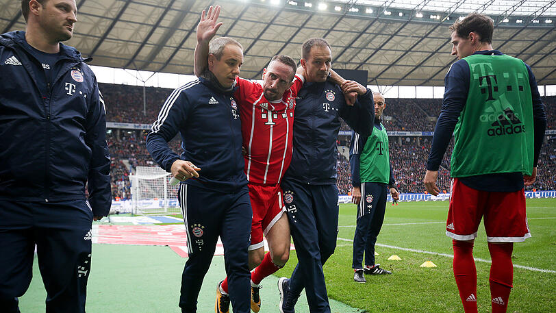 Franck Ribéry verletzt sich im Spiel des FC Bayern gegen Hertha BSC: Die Bilder.