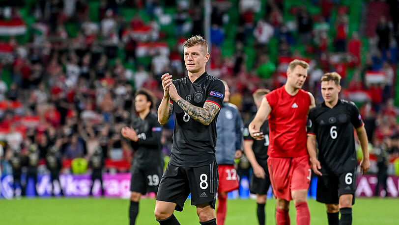 Karriereende nach dem EM-Aus: "Ich will mehr als Ehemann und Papa für meine Frau und meine drei Kinder da sein", sagt Toni Kroos.