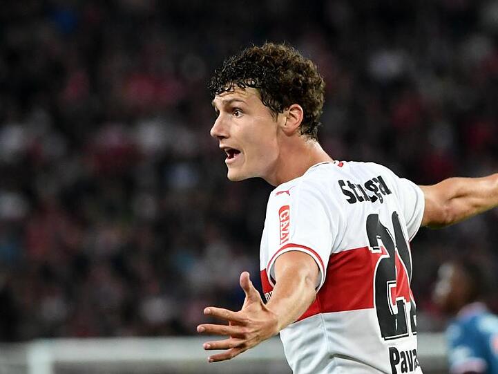 Stuttgarts Benjamin Pavard. Foto: Marijan Murat/Archiv