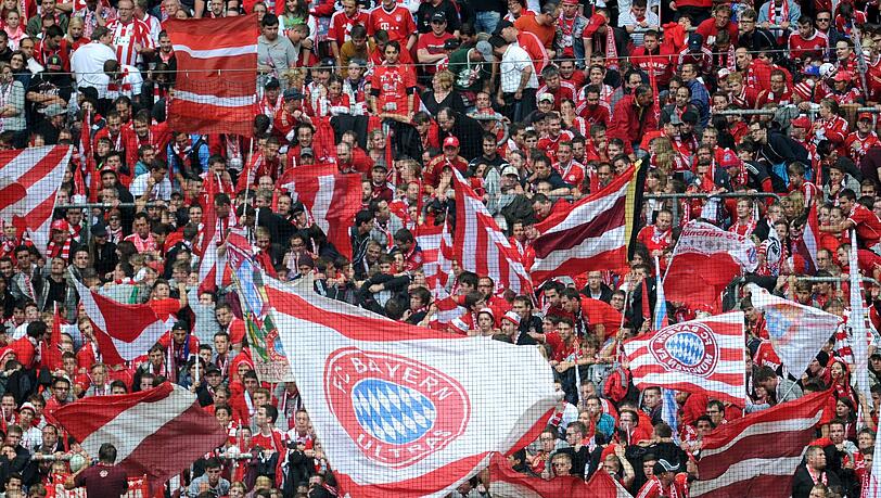 Das Herz der Allianz Arena bei Bayern-Spielen: die Südkurve. Das Herz der Allianz Arena bei Bayern-Spielen: die Südkurve.