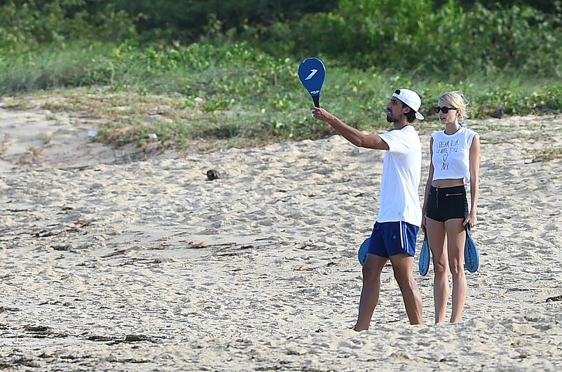 Auch für eine Runde Beachball hatten sie Zeit.