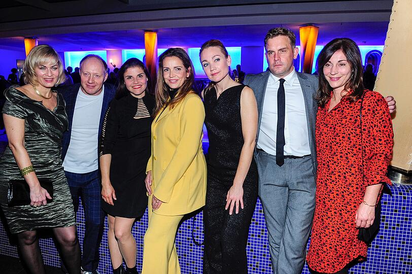 Gesine Cukrowski, Simon Schwarz, Katharina Wackernagel, Rebecca Immanuel, Lisa Maria Potthoff, Sebastian Bezzel und Ulrike C. Tscharre