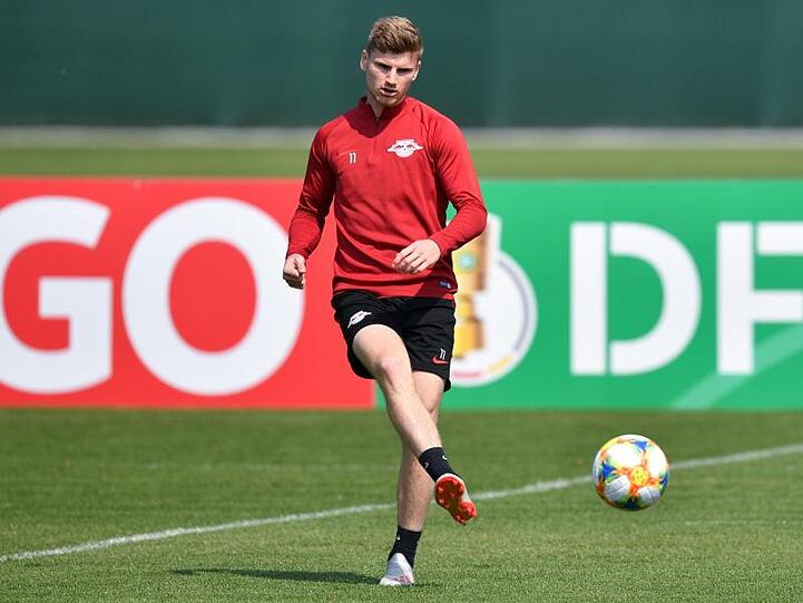 Timo Werner trainiert auf dem Platz. Foto: Hendrik Schmidt/Archivbild