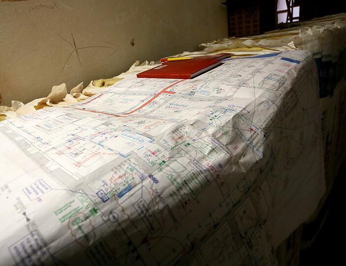 Hier wird das Gebäude an der Kapellenstraße zum neuen Ordinariat umgebaut. Die Bilder von der Baustelle.