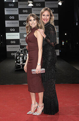 Cathy Hummels (l) und Alena Gerber.
