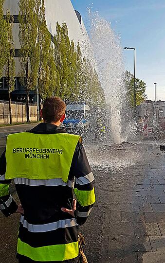Die Wasserfontäne in der Schäftlarnstraße.