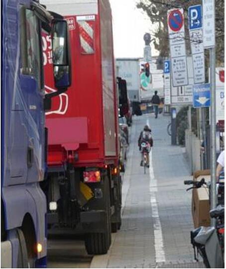 Sehr eng für Radler: Blick auf die Marsstraße.