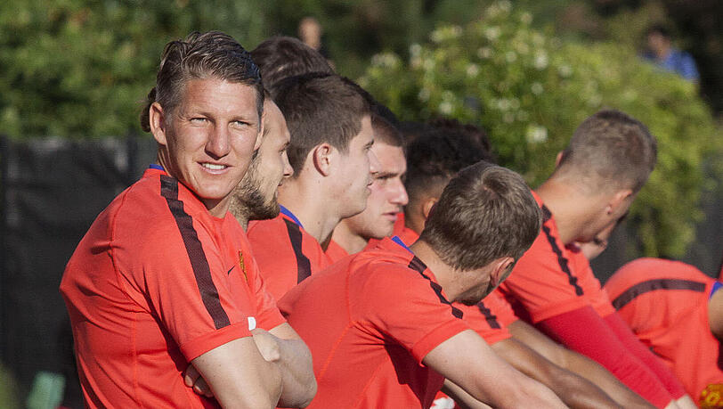 Bastian Schweinsteiger und seine neue Rolle bei Manchester United Bastian Schweinsteiger und seine neue Rolle bei Manchester United