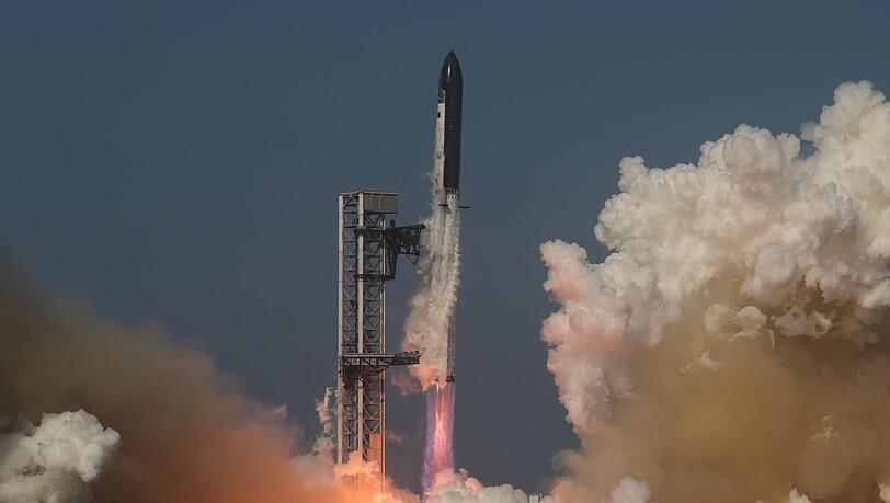 Elon Musk verlässt sich darauf, dass Anleger im Glauben an künftige Erfolge von SpaceX investieren. (Archivbild) Elon Musk verlässt sich darauf, dass Anleger im Glauben an künftige Erfolge von SpaceX investieren. (Archivbild)