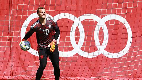 Torhüter Manuel Neuer in Aktion.