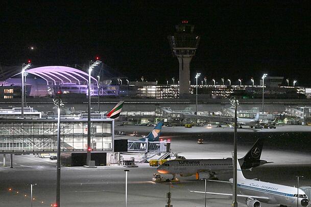 Am Flughafen M&uuml;nchen konnten am Freitagabend vier Flugzeuge nicht landen.