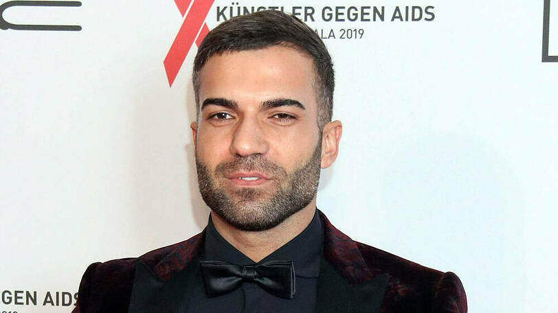 Der einstige "Bachelor in Paradise"-Kandidat Rafi Rachek wurde von Unbekannten in Köln angegriffen.