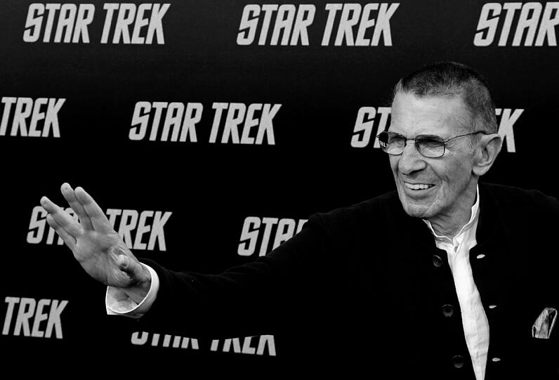 27.02. Leonard Nimoy (83): Mit der Rolle des Halb-Vulkaniers Spock in der Fernsehserie «Raumschiff Enterprise» und den «Star-Trek»-Filmen bleibt der US-Amerikaner seinem Publikum unvergessen. Er arbeitete auch als Regisseur, Produzent und Fotograf.